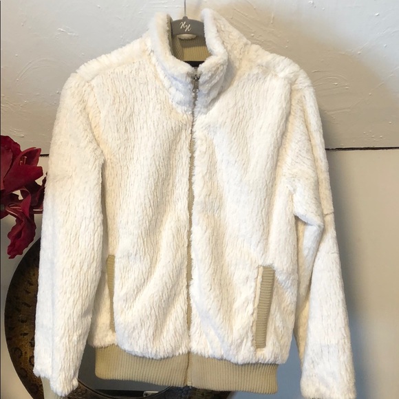 Patagonia Jackets & Blazers - Patagonia Soft short Jacket